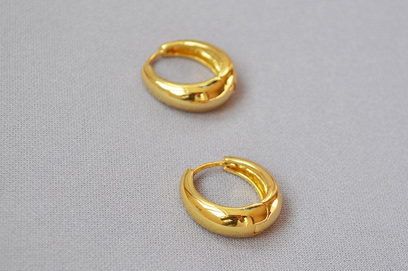 Orecchini ad anelle ottone