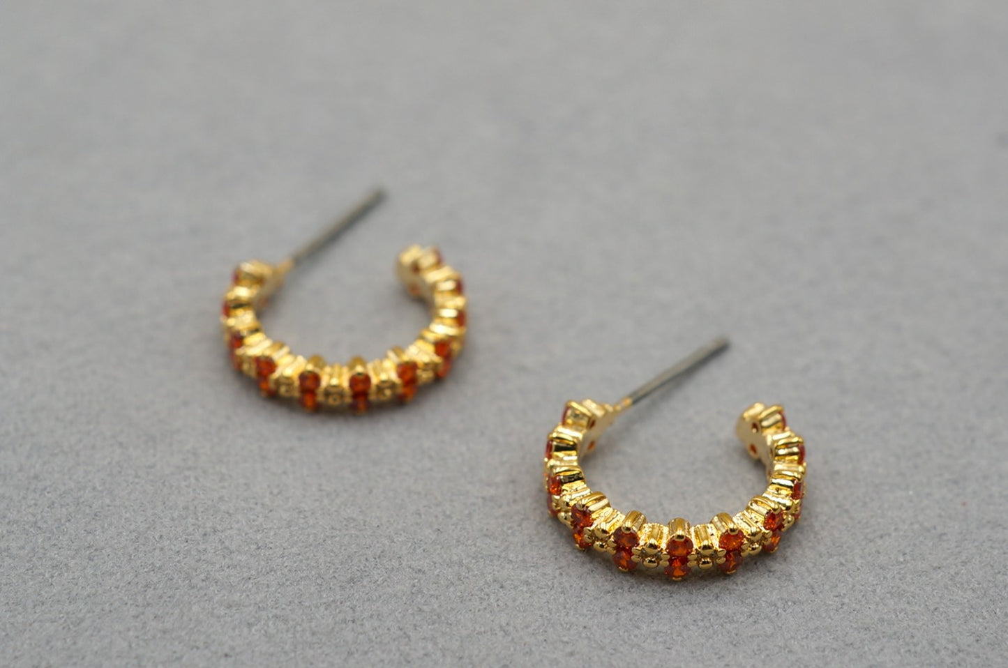 Orecchini circolare con cristallo