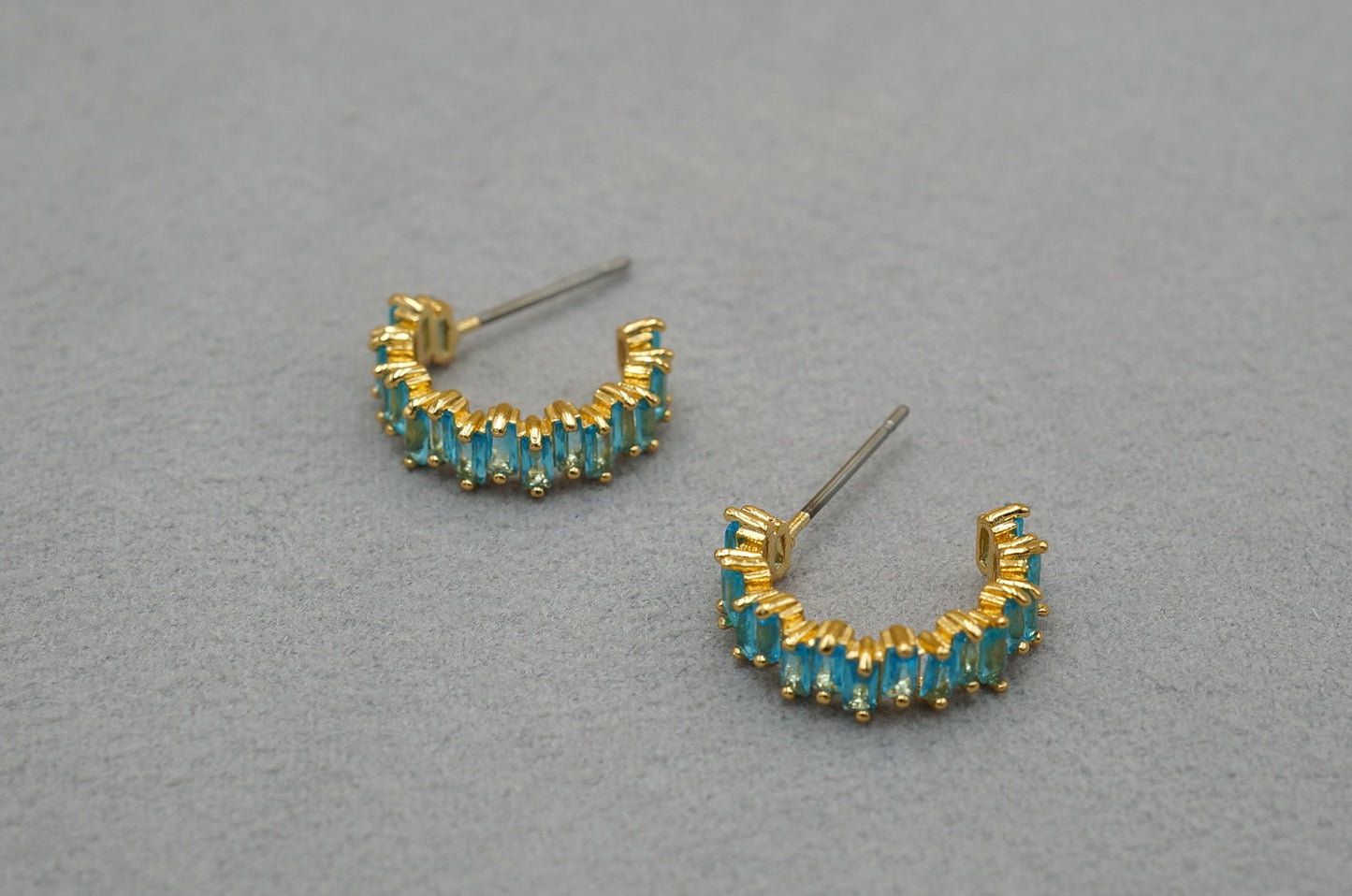 Orecchini a cristallo zigzag