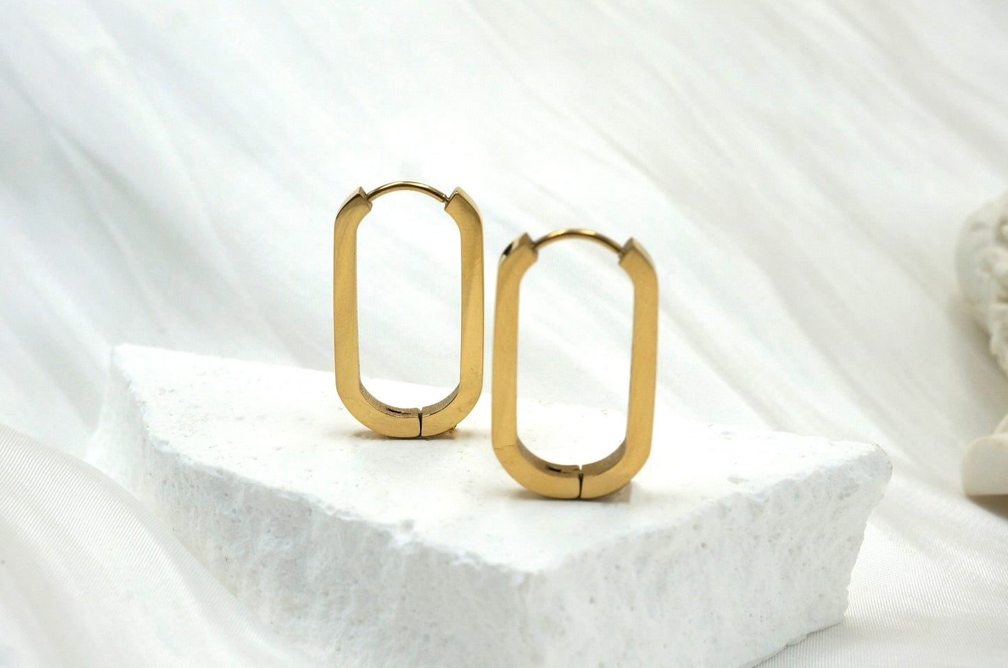 Orecchini huggie hoops