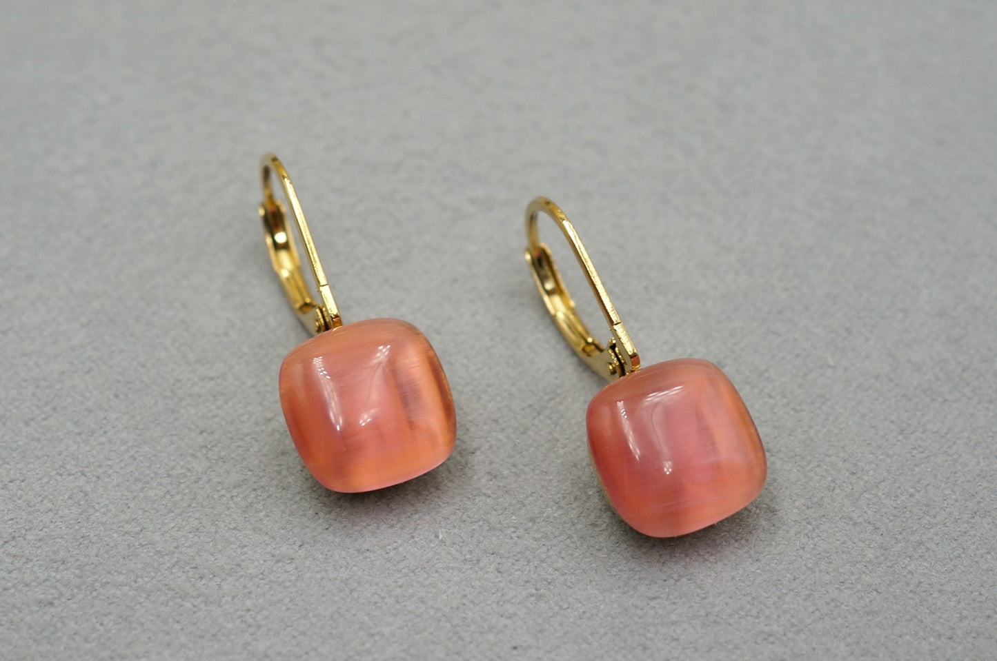 Nude earrings